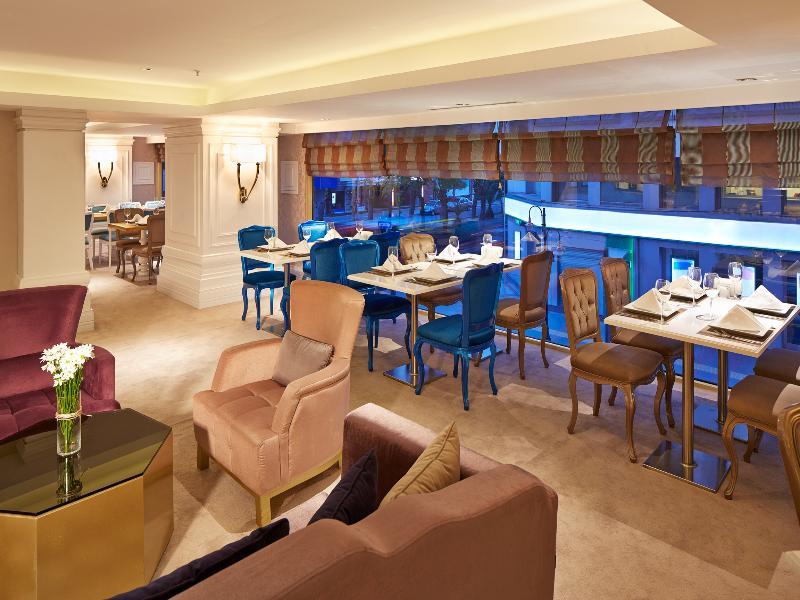Doubletree By Hilton Izmir - Alsancak Hotel Екстериор снимка